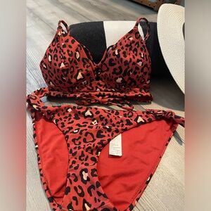 Hollister 2 piece bathing suit.